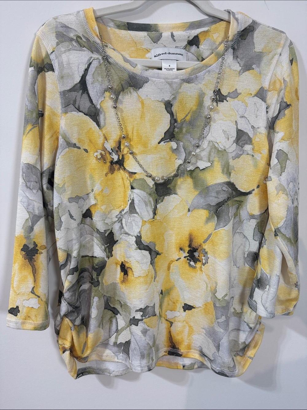 Alfred Dunner Women's Watercolor Floral Side Ruched Top With Necklace - Size S